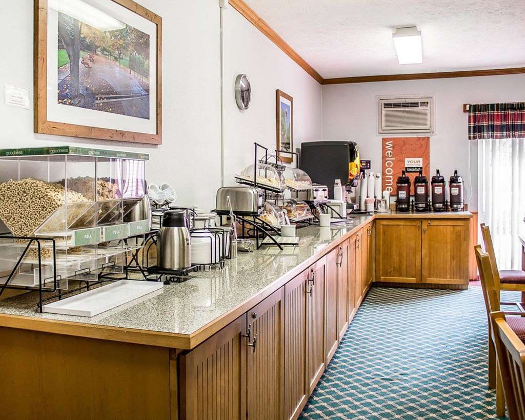 Quality Inn Petoskey-Harbor Springs Restaurant foto